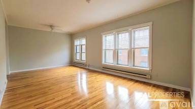 Main picture of 620-28 W Barry Ave