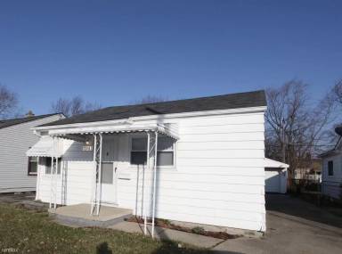 Main picture of 13807 Hendricks Ave