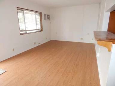 Main picture of 175 N Fowler St