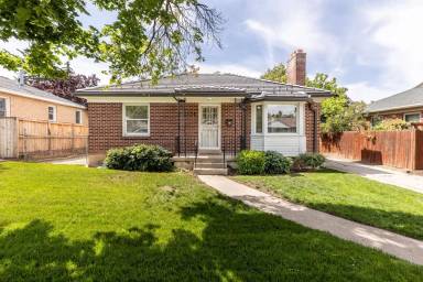 Main picture of 2138 E Wilson Ave