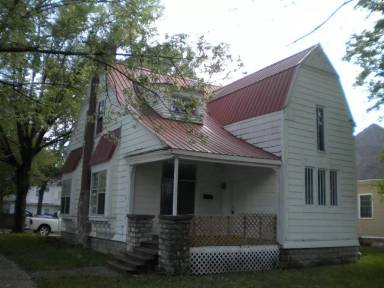 Main picture of 801 W 7th St