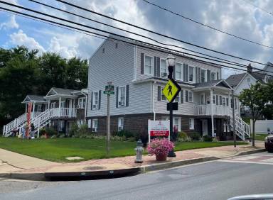 Main picture of Laurel 24 Apartments