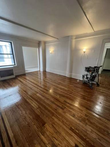 Main picture of 25 N Harrison St