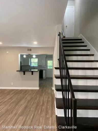 Main picture of 101 Tandy Dr