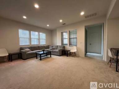 Main picture of 875 Iris Way