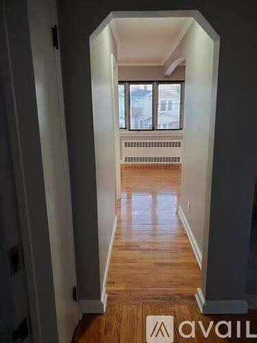 Main picture of 7033 Manse St