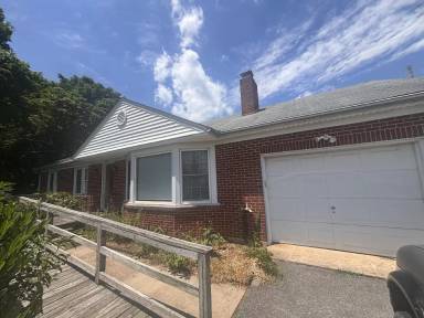 Main picture of 5926 Woodville Rd