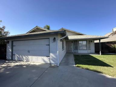 Main picture of 1240 Flory Ave