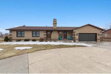 Main picture of 3584 Midway Rd