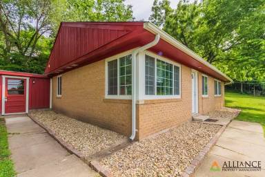 Main picture of 1312 N 8th St