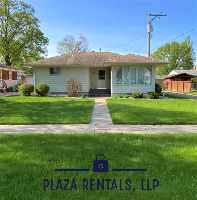 Main picture of 614 12th Ave NE