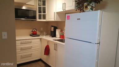 Main picture of 6916 SE 17th Ave