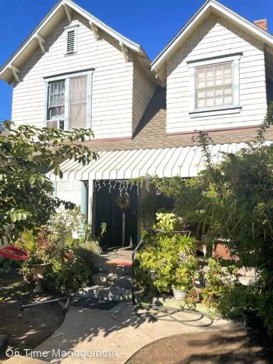 Main picture of 1010 N Virginia Ct