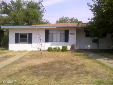 Main picture of 3702 32nd St