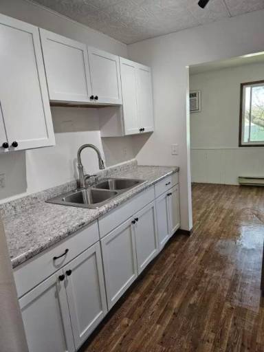 Main picture of Uptown Apartments