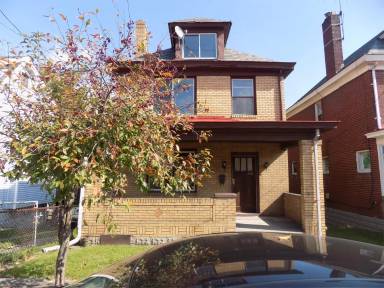 Main picture of 3016 Shadeland Ave