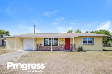 Main picture of 301 Coolidge Ave