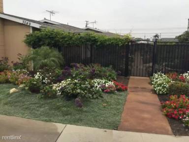 Main picture of 3049 W Coolidge Ave