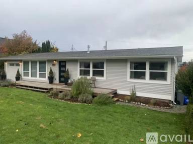 Main picture of 3320 W 3rd St