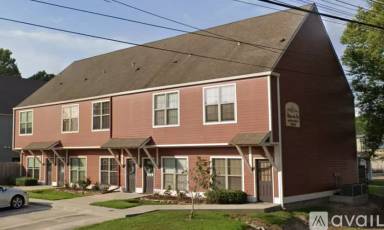 Main picture of 2202 Johnston St