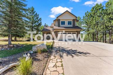 Main picture of 2205 Valley View Dr