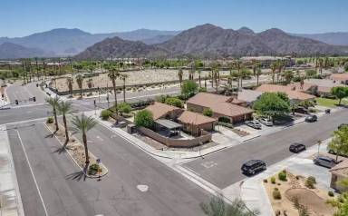 Main picture of 78685 Alden Cir