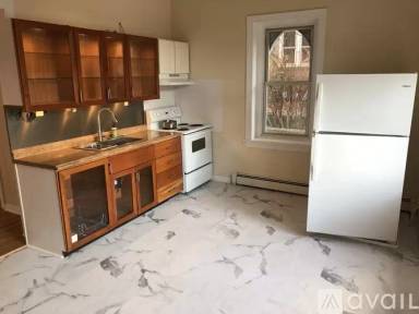 Main picture of 109 Grayling Ave