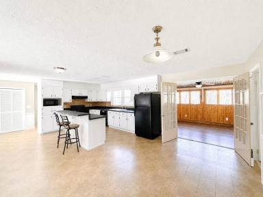 Main picture of 3531 Gilleland Ext