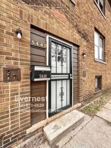 Main picture of 5440 Milford St