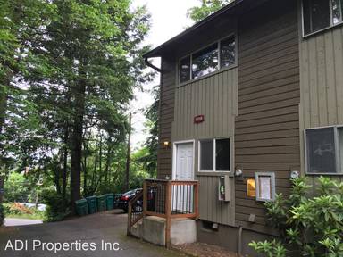Main picture of 5218 SW 42nd Ave