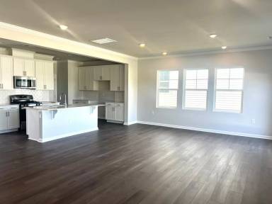 Main picture of 1084 Maple Branch Cir