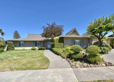 Main picture of 780 Lewis Way