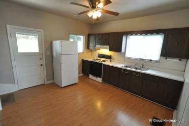 Main picture of 75 Mullooly St