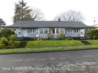 Main picture of 2427 SE 60th Ave