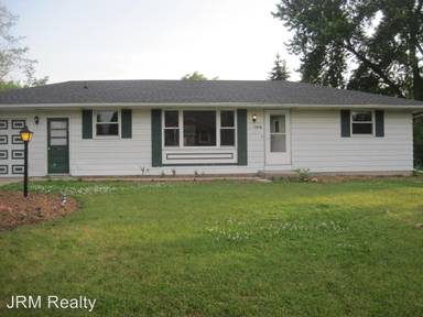 Main picture of 1918 Lima Ln
