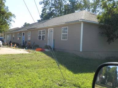 Main picture of 107 N 5th St
