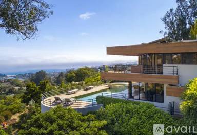 Main picture of 811 Camino Viejo