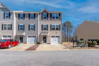 Main picture of 601 Lakeview Cove