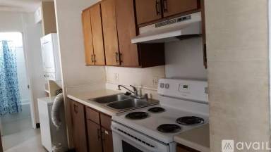 Main picture of 909 Ala Nanala St