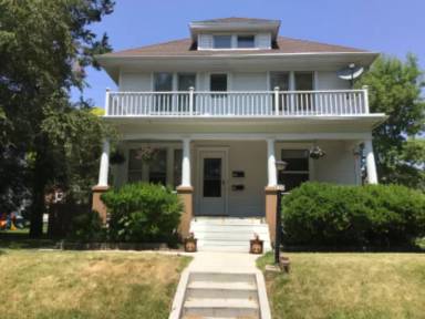 Main picture of 130 Edgewood Ln