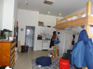 Main picture of 969 E Orange St