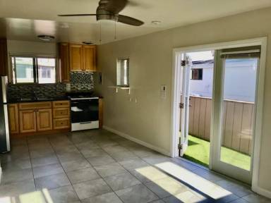 Main picture of 729 Santa Barbara Pl