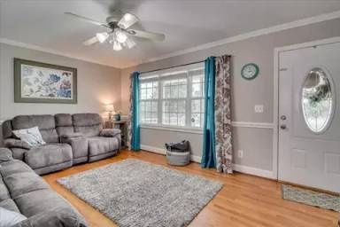 Main picture of 244 Border Dr