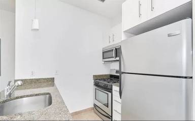 Main picture of 110 4th Ave