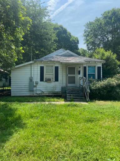 Main picture of 2437 Corol Ave