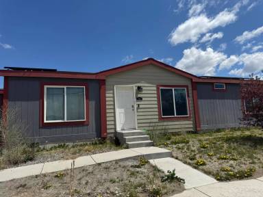 Main picture of 1581 Daisy Dr