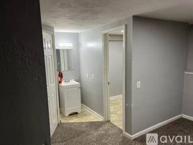 Main picture of 104 E South Ave