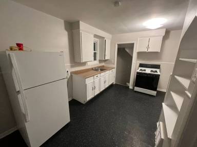 Main picture of 16053 Lappin St