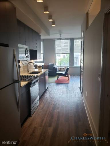 Main picture of 3 Peachtree Ave NE