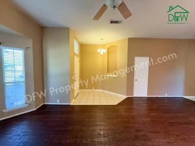 Main picture of 3024 Peppercorn Dr